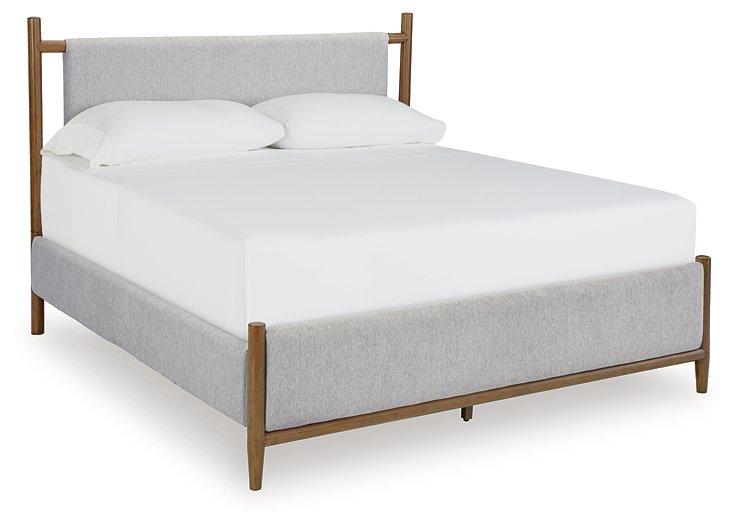 Lyncott Upholstered Bed